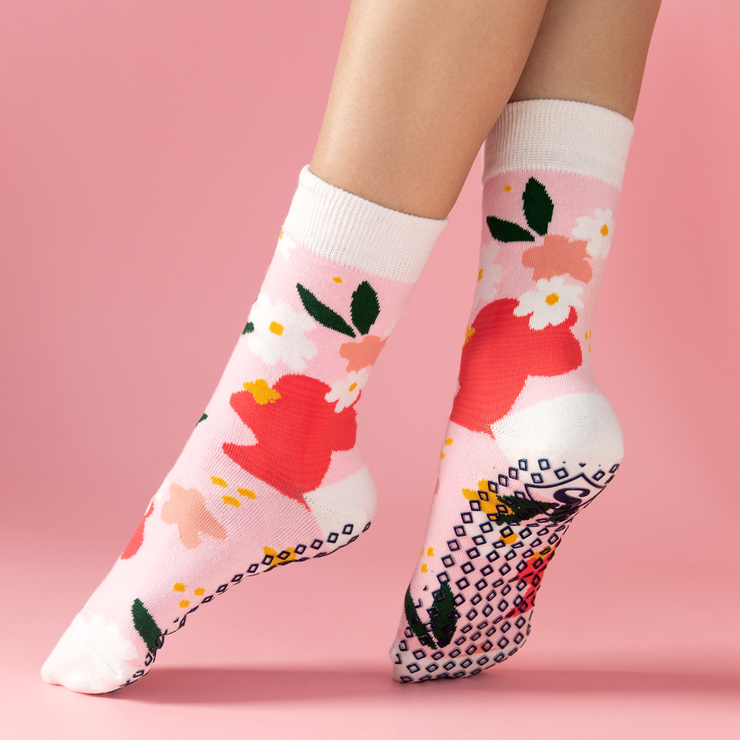 Pinky Flora | Grip Socks